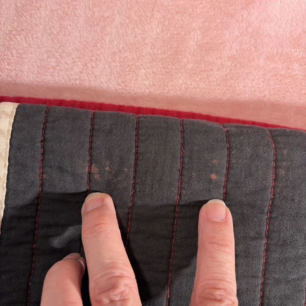 WOOLRICH PLAID PATCHWORK QUILT 70x48 Quilted Throw. Cabin, Lake. Flaws.